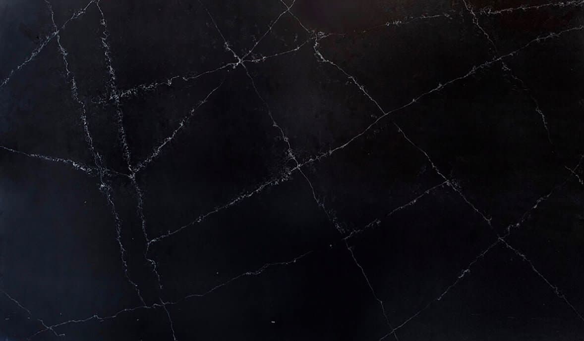 Imperio Black quartz slab